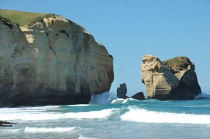 Second headland protecting Tunnel Beach